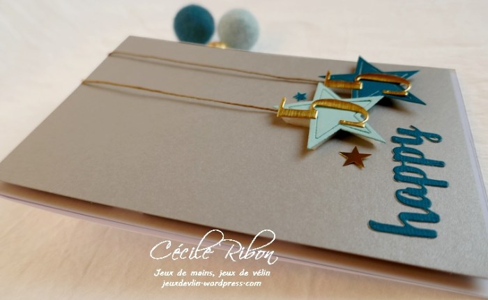 Une carte d&rsquo;anniversaire étoilée.