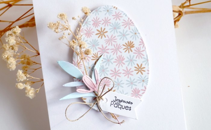 Carte de Pâques, fleurs séchées et couleurs tendres