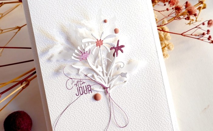 Simply Graphic: Une carte d’anniversaire délicatement fleurie.