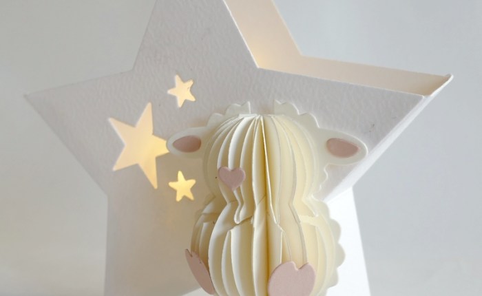 La tête dans les étoiles (Déco chambre de bébé)